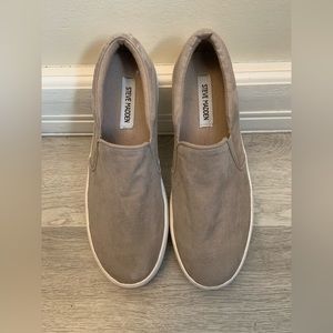 Steve Madden Slip on sneakers